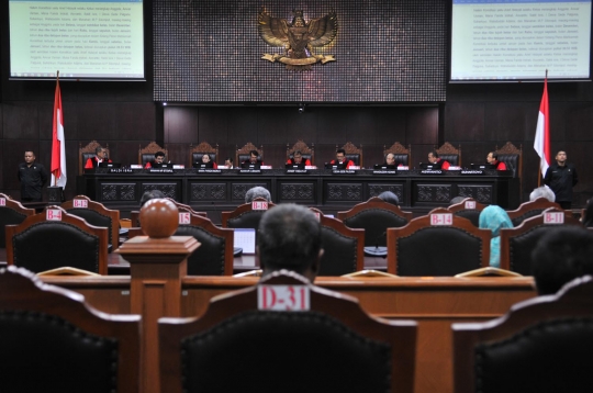 MK tolak uji materi presidential threshold