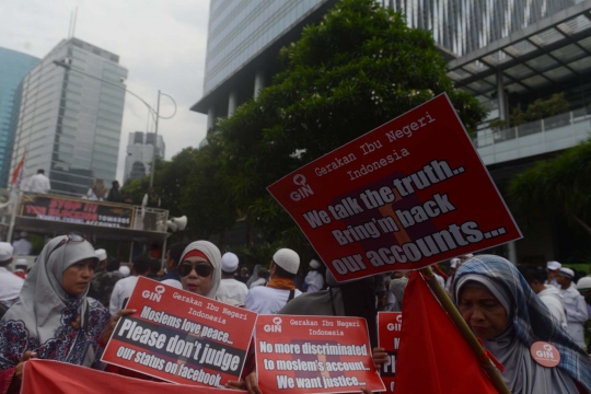 Protes pemblokiran akun Islam, massa FPI geruduk kantor Facebook