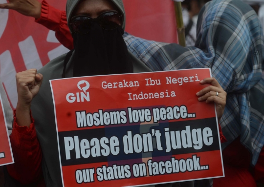 Protes pemblokiran akun Islam, massa FPI geruduk kantor Facebook