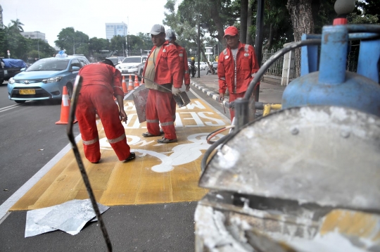 Ini jalur khusus yang disediakan untuk sepeda motor di MH Thamrin