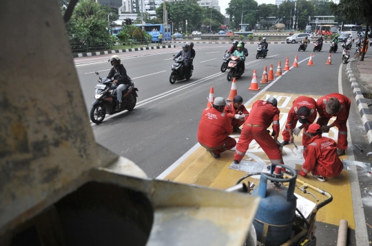 Ini jalur khusus yang disediakan untuk sepeda motor di MH Thamrin