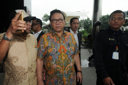 Agung Laksono menolak jadi saksi meringankan Fredrich Yunadi