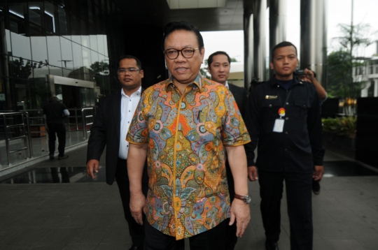 Agung Laksono menolak jadi saksi meringankan Fredrich Yunadi