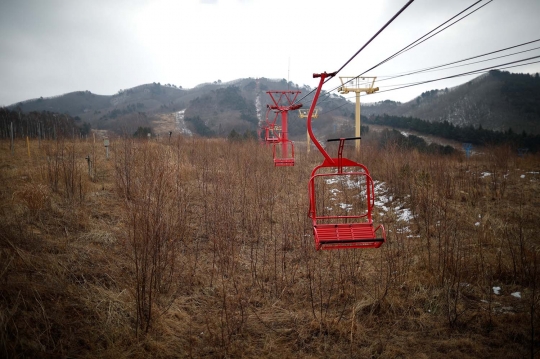 Angkernya resor ski berhantu di Korea Selatan