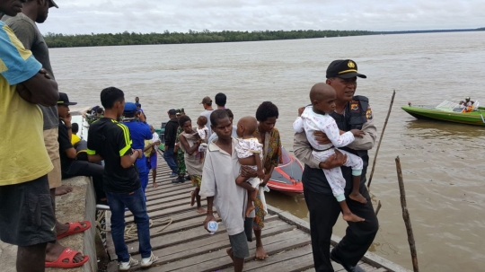 Anak-anak korban gizi buruk di Asmat dievakuasi ke RSUD Agats