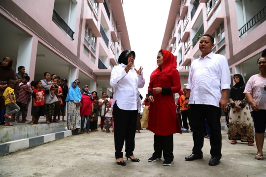 Melihat lagi momen persahabatan Puti Soekarno dan Walikota Risma