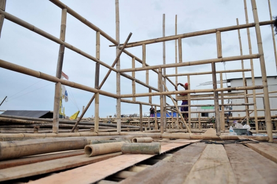 Mahalnya harga rumah paksa warga Marunda tinggal di bangunan semipermanen