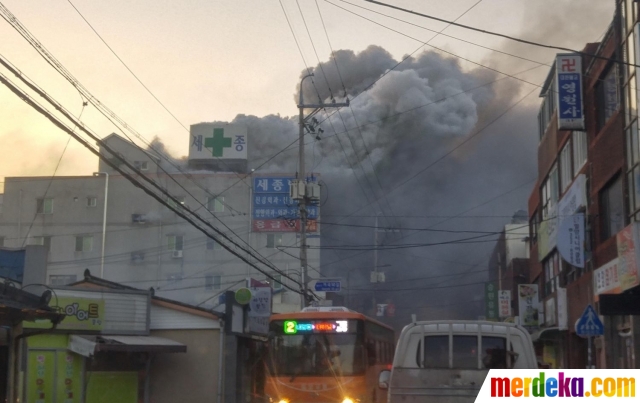 Foto Penampakan  rumah  sakit  di  Korea Selatan yang hangus 