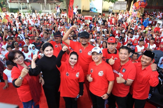 Puti Soekarno lepas peserta jalan sehat HUT ke-45 PDIP di Banyuwangi