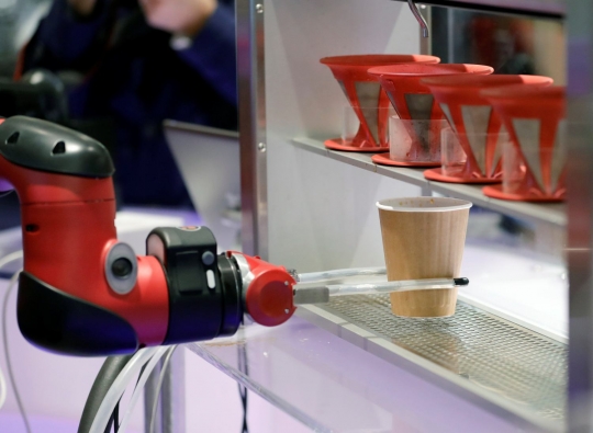 Canggihnya kedai kopi di Jepang ini baristanya robot