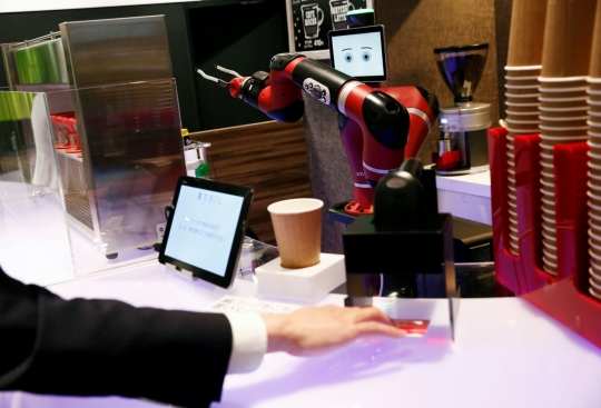 Canggihnya kedai kopi di Jepang ini baristanya robot