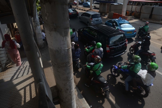 Suasana Jalan Mampang yang akan berubah nama