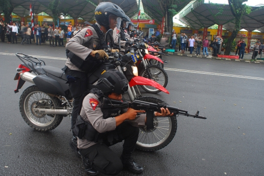 Aksi aparat Polresta Bogor Kota dalam simulasi pengamanan Pilkada 2018