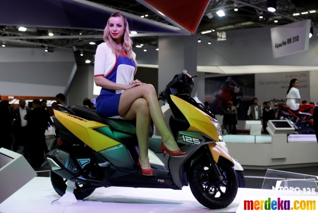  Foto India Auto Show 2019 bertabur model model cantik 