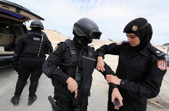Intip ketangguhan pasukan khusus polwan Bahrain