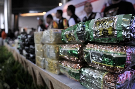 Polisi gagalkan penyelundupan 239 kg sabu berkedok mesin cuci dari Malaysia