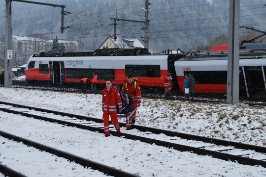 Dua kereta bertabrakan di Austria, satu penumpang tewas