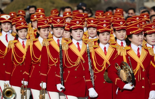 Aksi pemandu sorak Korea Utara yang cantik dan memesona