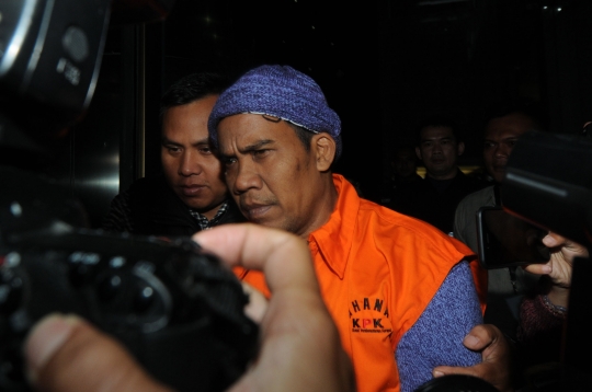 Wajah muram Darta, pihak swasta yang ditangkap bersama Bupati Subang