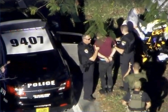 Ini pelaku penembakan brutal yang tewaskan 17 orang di Florida