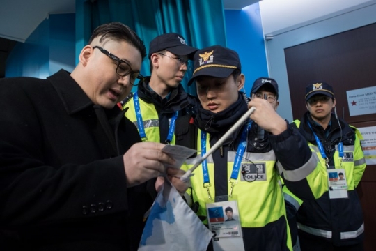 Momen Kim Jong-un palsu diusir dari tribun Olimpiade Pyeongchang