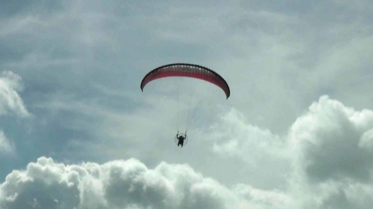 Manuver Jupiter TNI AU meriahkan Jogja Air Show 2018