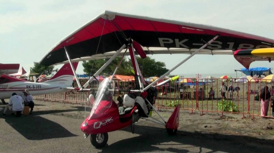 Manuver Jupiter TNI AU meriahkan Jogja Air Show 2018