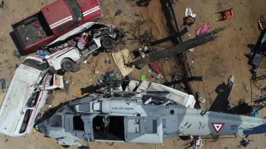 Tinjau lokasi gempa, helikopter militer Meksiko jatuh hingga tewaskan 13 orang