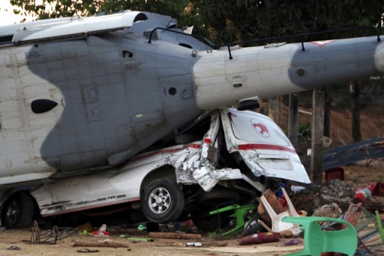 Tinjau lokasi gempa, helikopter militer Meksiko jatuh hingga tewaskan 13 orang