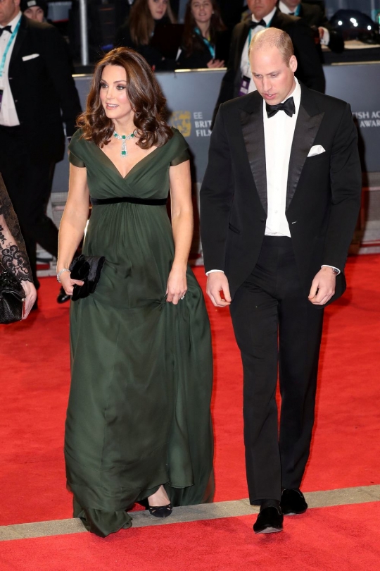 Kate Middleton cantik bergaun hijau di BAFTA Awards 2018