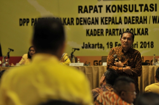 Rapat konsultasi mewujudkan Golkar bersih dari korupsi