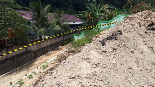 Melihat tambang ilegal yang gusur pemakaman umum di Samarinda