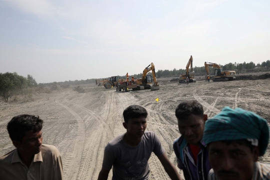 Menengok pulau terpencil rawan banjir yang akan ditempati muslim Rohingya