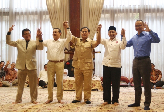 Keakraban Prabowo dan pimpinan partai koalisi bahas persiapan Pilgub Jabar