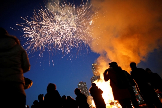 Permainan lingkaran api, cara warga Korsel memohon kesuburan tanah