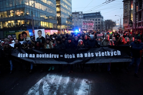 Aksi ribuan warga protes pembunuhan jurnalis Slovakia