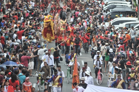 Parade budaya padati perayaan Cap Go Meh Glodok