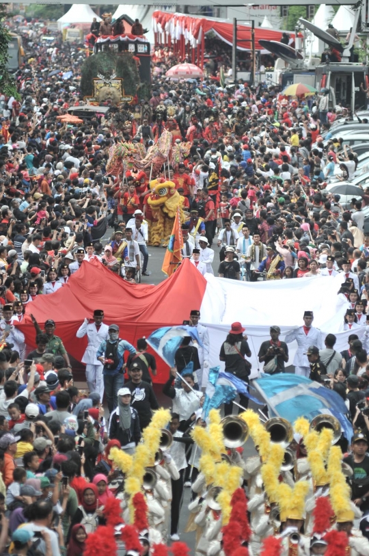 Parade budaya padati perayaan Cap Go Meh Glodok