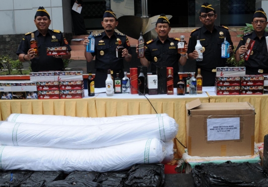 Hasil pengamanan Bea Cukai Banten terhadap potensi kerugian negara Rp 17 M