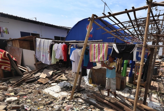 Aktivitas warga tempati hunian sementara di Kampung Akuarium