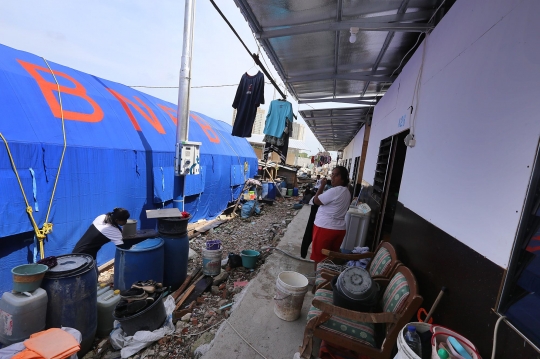 Aktivitas warga tempati hunian sementara di Kampung Akuarium