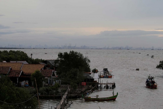 Waspada, daratan di pesisir Indonesia terancam tenggelam