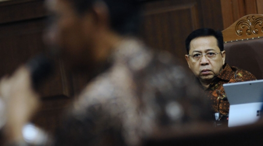 Setya Novanto kembali jalani sidang pemeriksaan saksi dengan senyuman