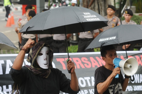 Aktivis dan mahasiswa desak KPK tahan Zumi Zola