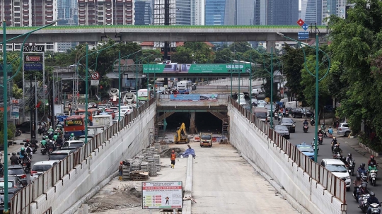 Penampakan proyek underpass Mampang yang capai 90 persen