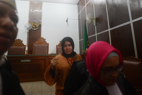 Asma Dewi, tersangka kasus ujaran kebencian divonis 5 bulan penjara