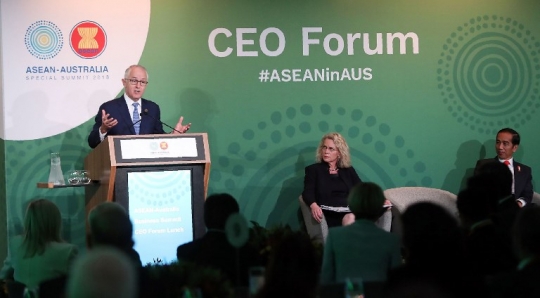 Gaya Jokowi bicara bisnis di hadapan ratusan CEO ASEAN-Australia