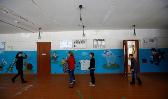 Sekolah di pelosok Rusia ini hanya punya enam murid