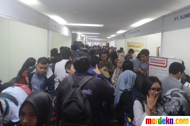 Foto : Ratusan pencari kerja padati pameran Jobs Carrer di 