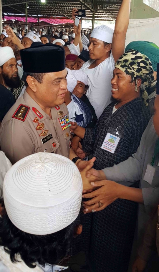 Wakapolri Komjen Syafruddin temui Jemaah Tabligh di Cikampek